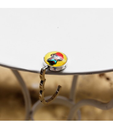 Chien à moustaches bleues